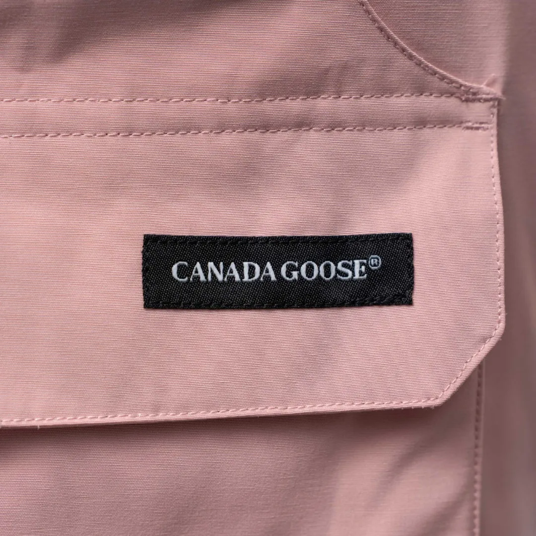 P660 CANADA GOOSE丨Canada Goose C08 children's clothing, children's hooded down jacket Color: Shapi Pink Size: 110-160